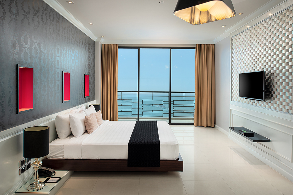 1-bed-suite-sea-view---realism-art